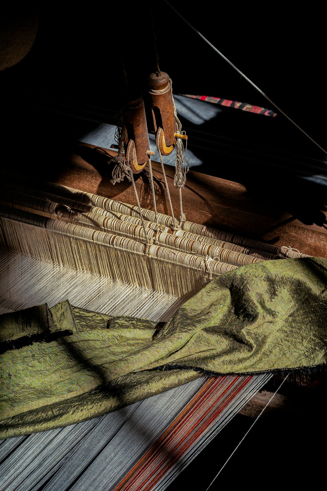 Close-up of an old weaving loom